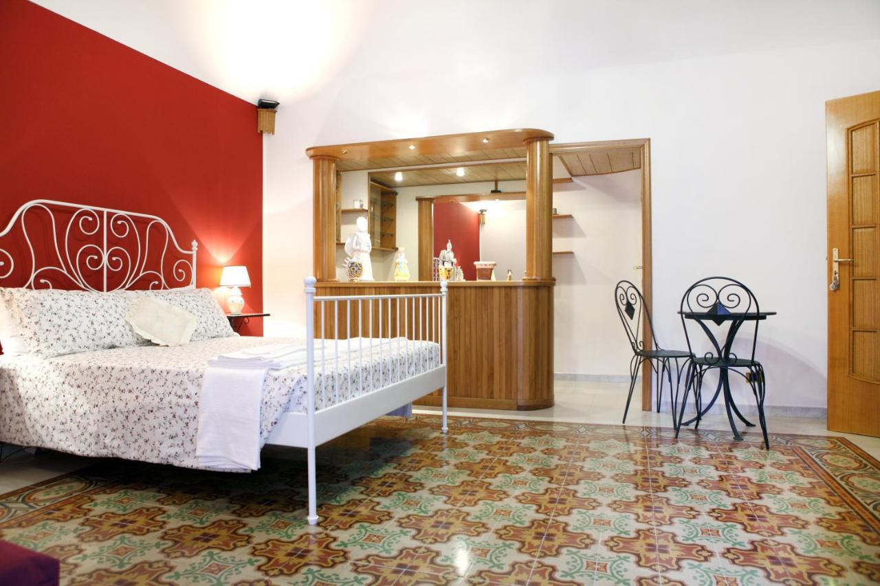 B&B Maia House Santo Stefano di Camastra Exteriér fotografie