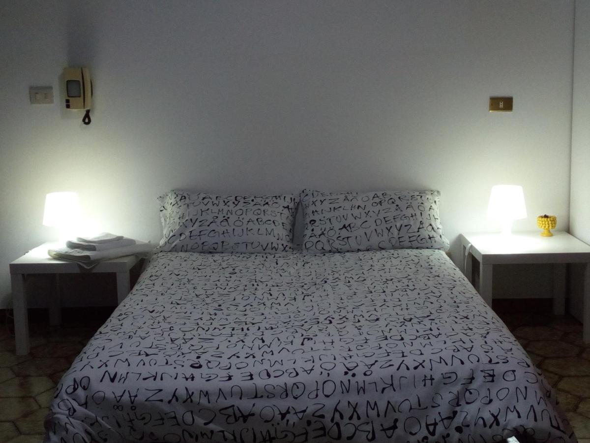 B&B Maia House Santo Stefano di Camastra Exteriér fotografie
