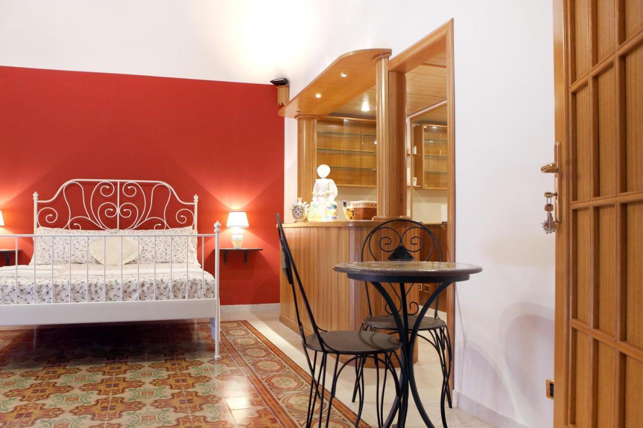 B&B Maia House Santo Stefano di Camastra Exteriér fotografie