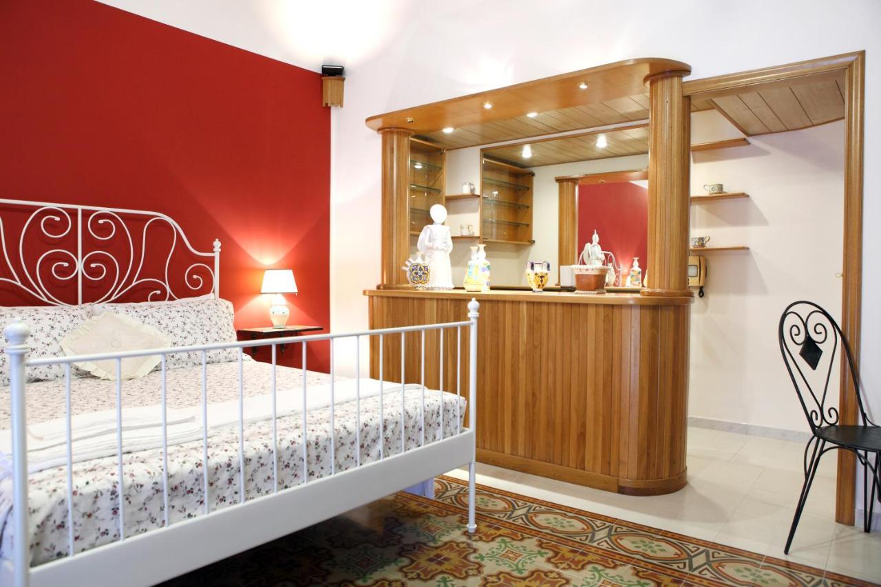B&B Maia House Santo Stefano di Camastra Exteriér fotografie
