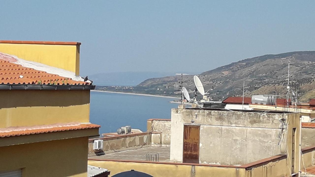B&B Maia House Santo Stefano di Camastra Exteriér fotografie